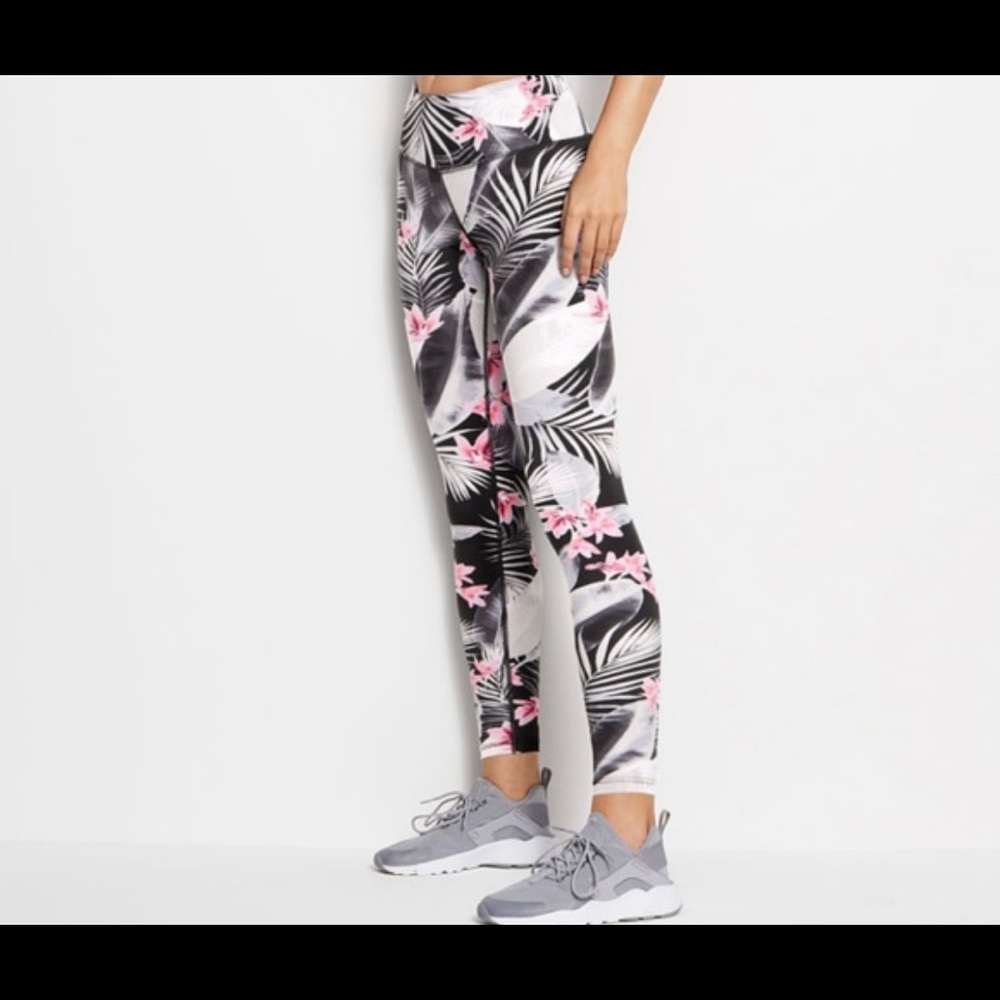Victoria Secret palm Print Leggings